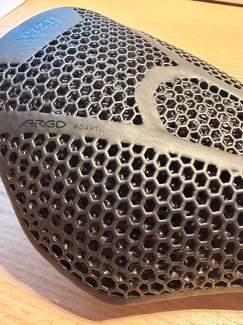Used Fizik VENTO ARGO 00 Adaptive 3D Printed Racing Saddle Full Carbon 2026 bike — image 2 of 3