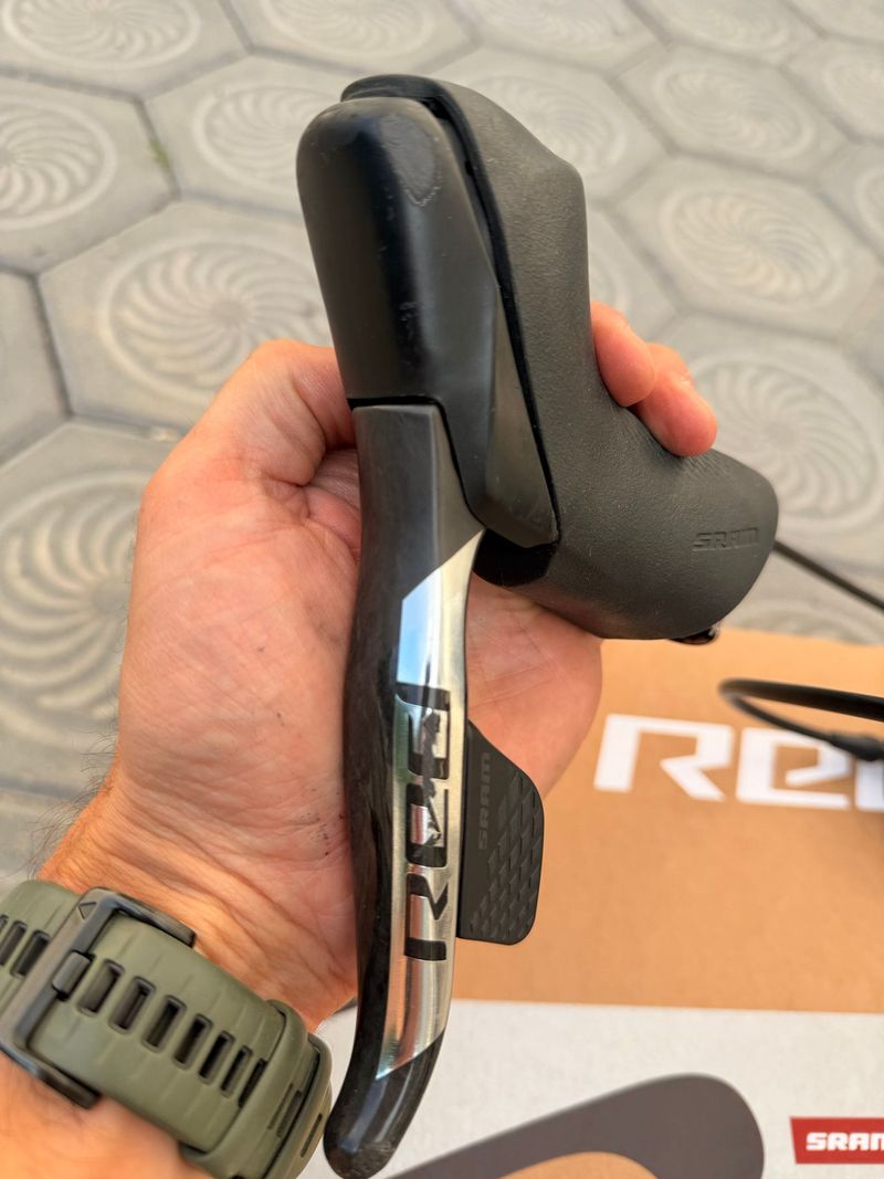 Used Sram Red Levers D1 2023 bike — image 7 of 9