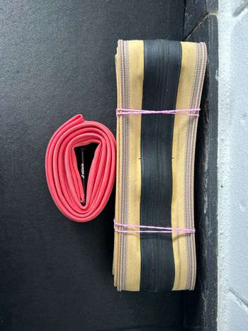 Used Vittoria Corsa Pro Graphene Cotton 28mm 2026 bike — image 6 of 7