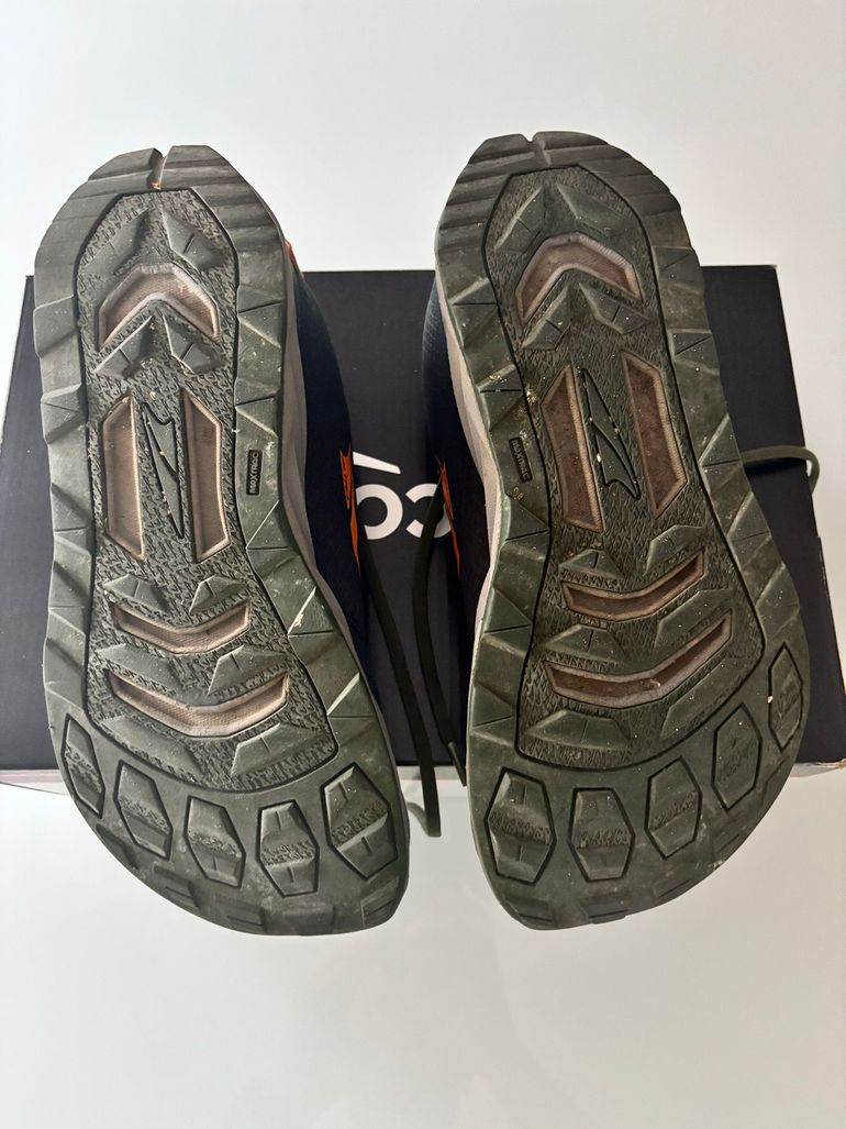 Used Altra Superior 6 Trail Running Shoes bike — image 4 of 6