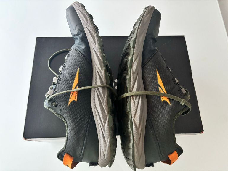 Used Altra Superior 6 Trail Running Shoes bike — image 6 of 6