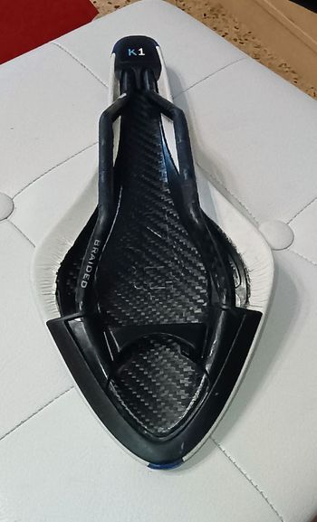 Used Fizik Arione K1 Carbon bike — image 2 of 6