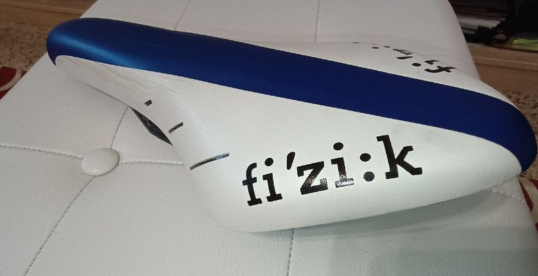 Used Fizik Arione K1 Carbon bike — image 3 of 6