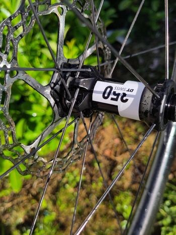 Used Roval Rapid CL II 2025 bike — image 5 of 11