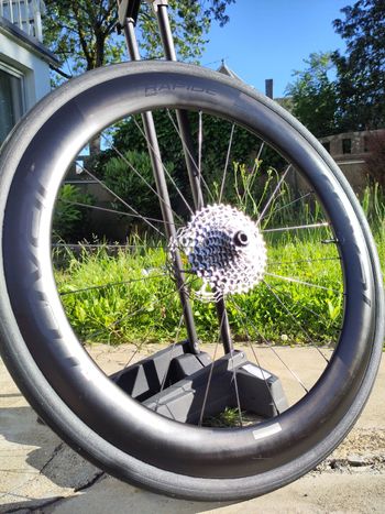 Used Roval Rapid CL II 2025 bike — image 4 of 11