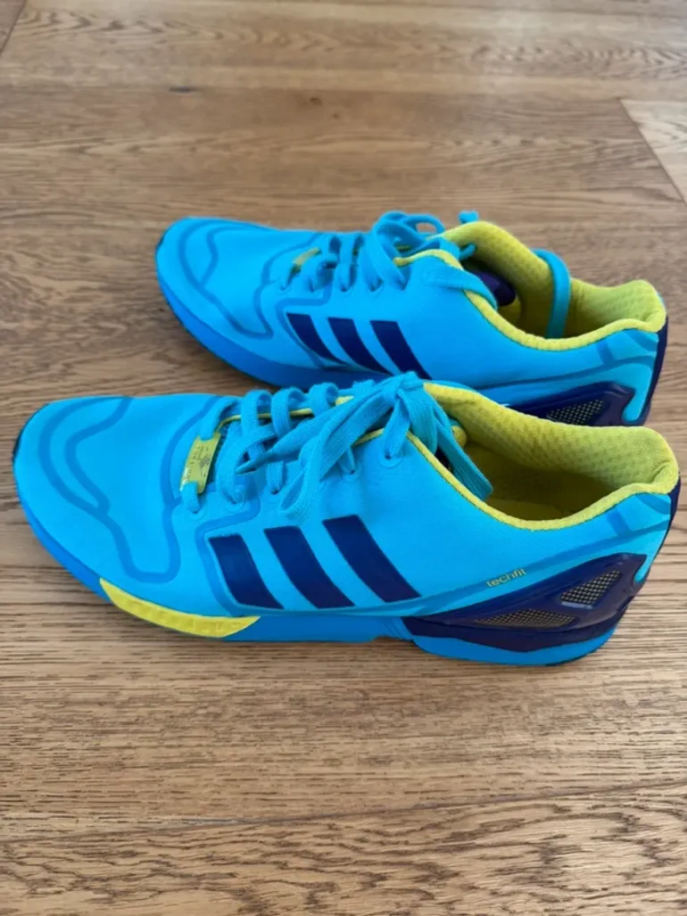 Used Adidas Lauf Schuhe bike — image 3 of 5