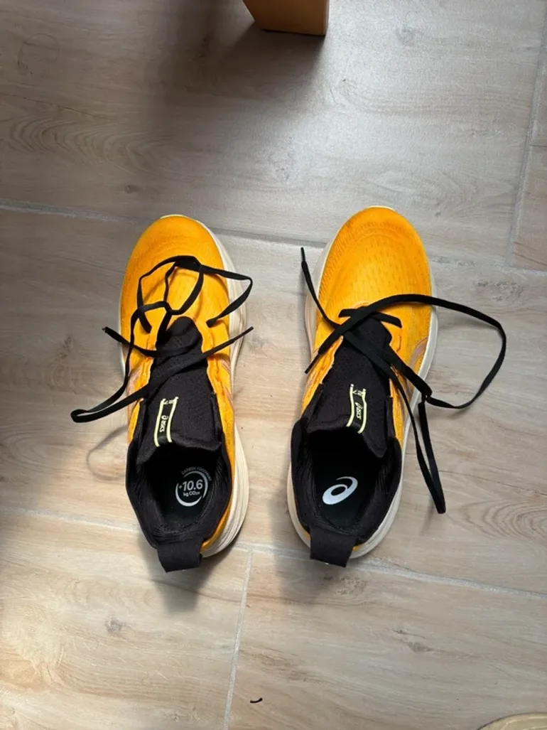 Käytetty Asics Nimbus 27 bike — kuva 3 / 9