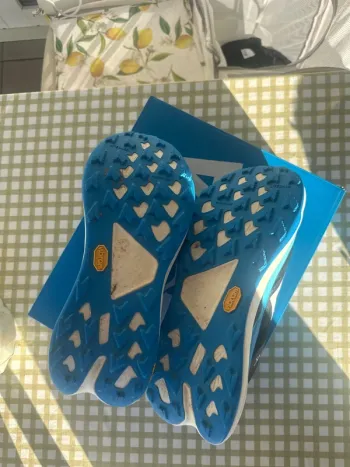 Used Hoka Tecton X3 bike — image 4 of 5