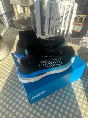 Używany Hoka Tecton X3 bike