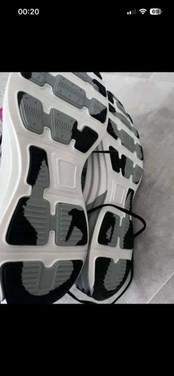 Used Nike Lunar Roam bike — image 4 of 5