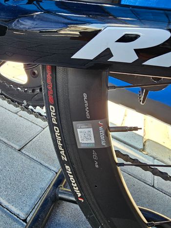 Used Vittoria Qurano Carbon 46mm 2021 bike — image 4 of 7
