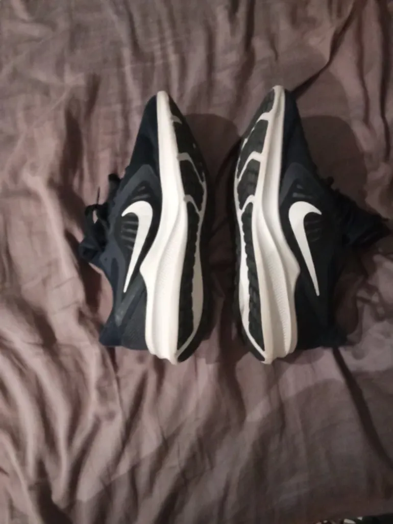 Käytetty Nike running shoes bike — kuva 1 / 6