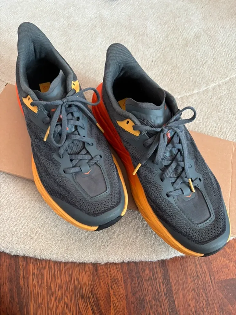 Used Hoka Speedgoat 5 bike — image 7 of 11