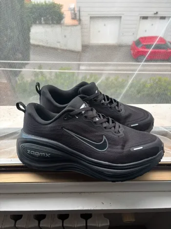Used Nike Vomero 18 bike — image 5 of 5