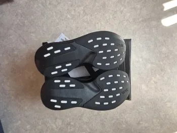 Używany Adidas Adizero Evo SL bike — zdjęcie 6 z 8