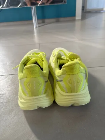 Used Hoka Clifton 10 bike — image 2 of 6
