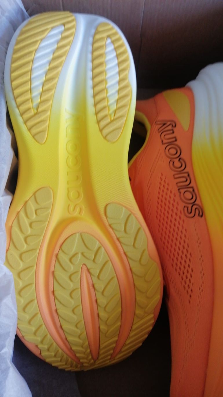Gebrauchtes Saucony triumph 24 bike — Bild 3 von 7