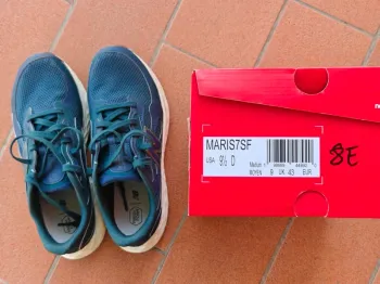 Used New Balance Arishi v4 bike — image 4 of 6
