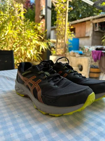 Used Asics Trailrunning Schuhe bike — image 2 of 5