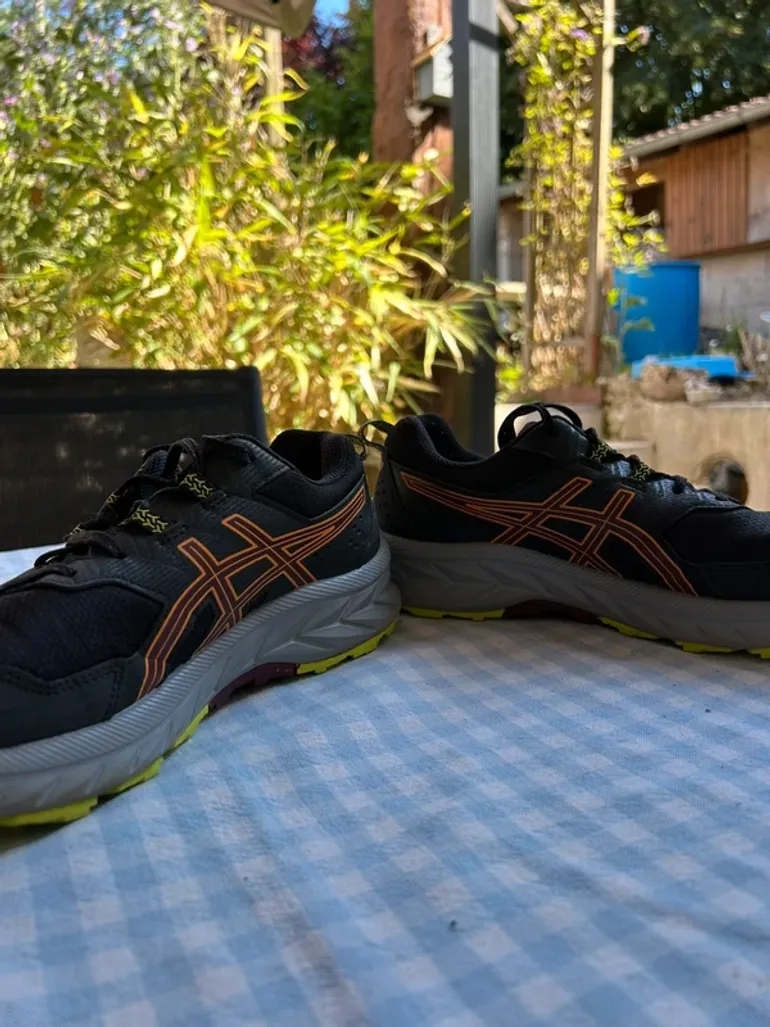 Used Asics Trailrunning Schuhe bike — image 3 of 5