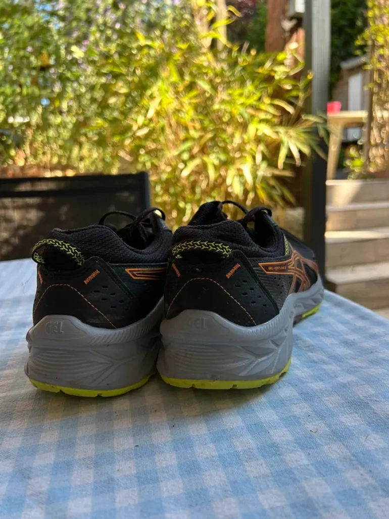 Used Asics Trailrunning Schuhe bike — image 4 of 5