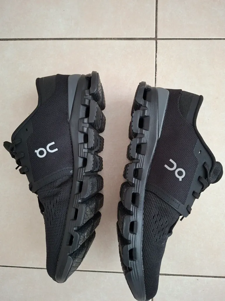 Used On Running Cloud X4 bike — image 4 of 9