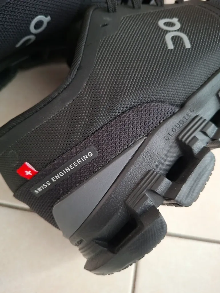 Used On Running Cloud X4 bike — image 5 of 9