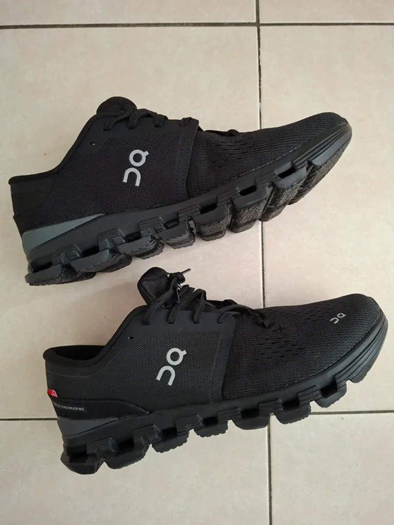 Used On Running Cloud X4 bike — image 1 of 9