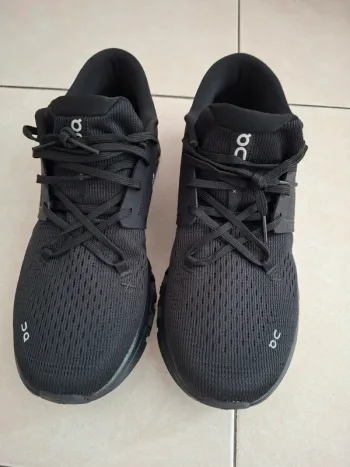 Used On Running Cloud X4 bike — image 3 of 9