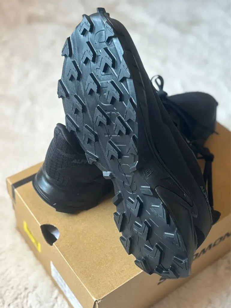Used Salomon Alphacross 5 GTX bike — image 7 of 9