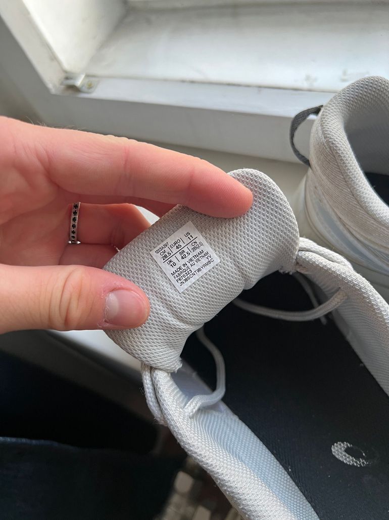 Used Asics silver running shoes bike — image 5 of 6