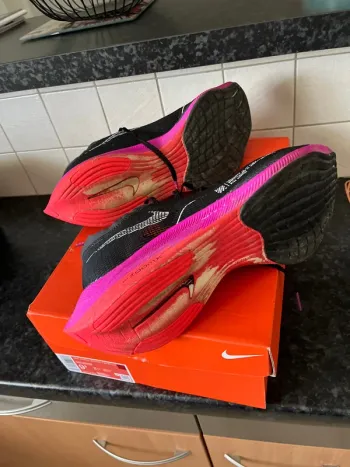 Used Adidas ZoomX Vaporfly Next% 2 bike — image 3 of 5