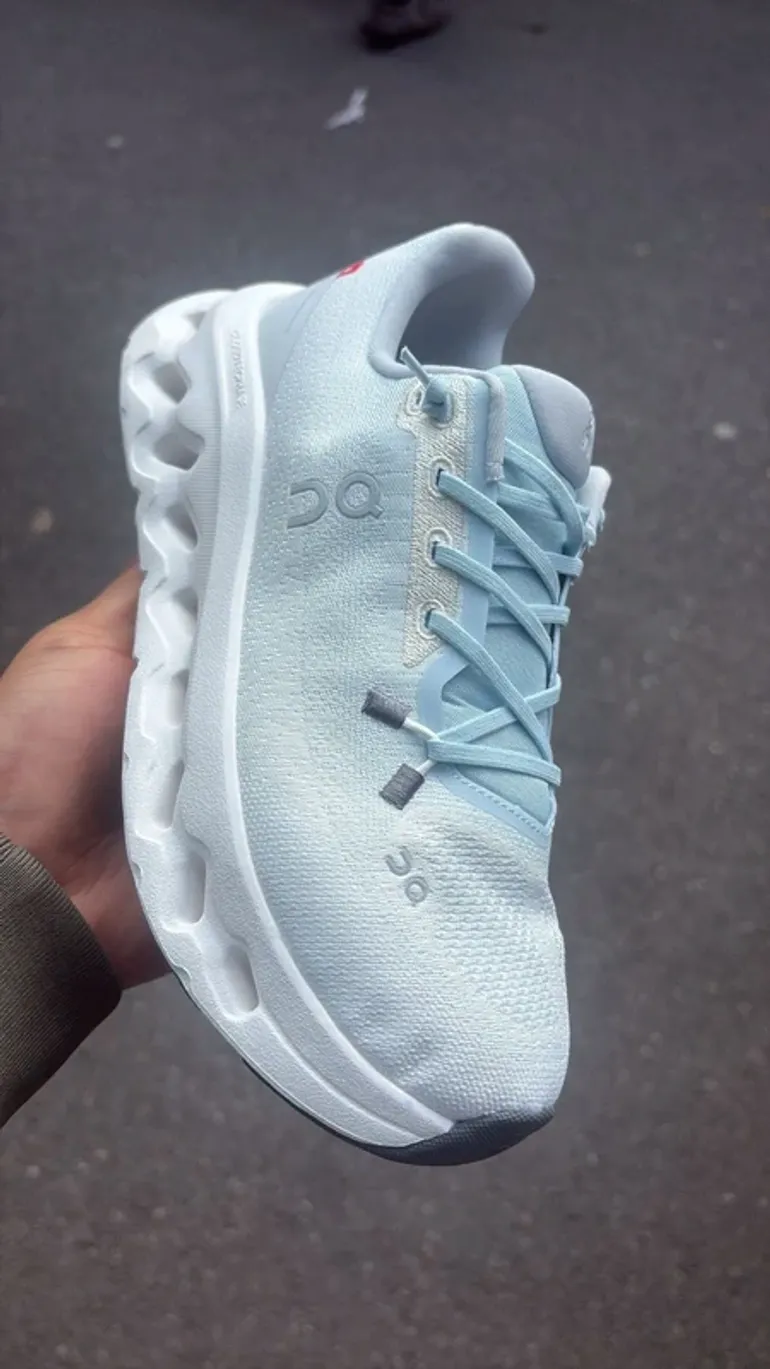 Used On Running shoes bike — image 3 of 11