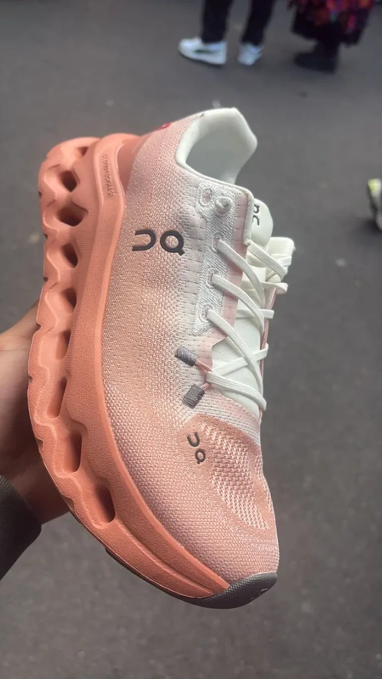 Used On Running shoes bike — image 6 of 11