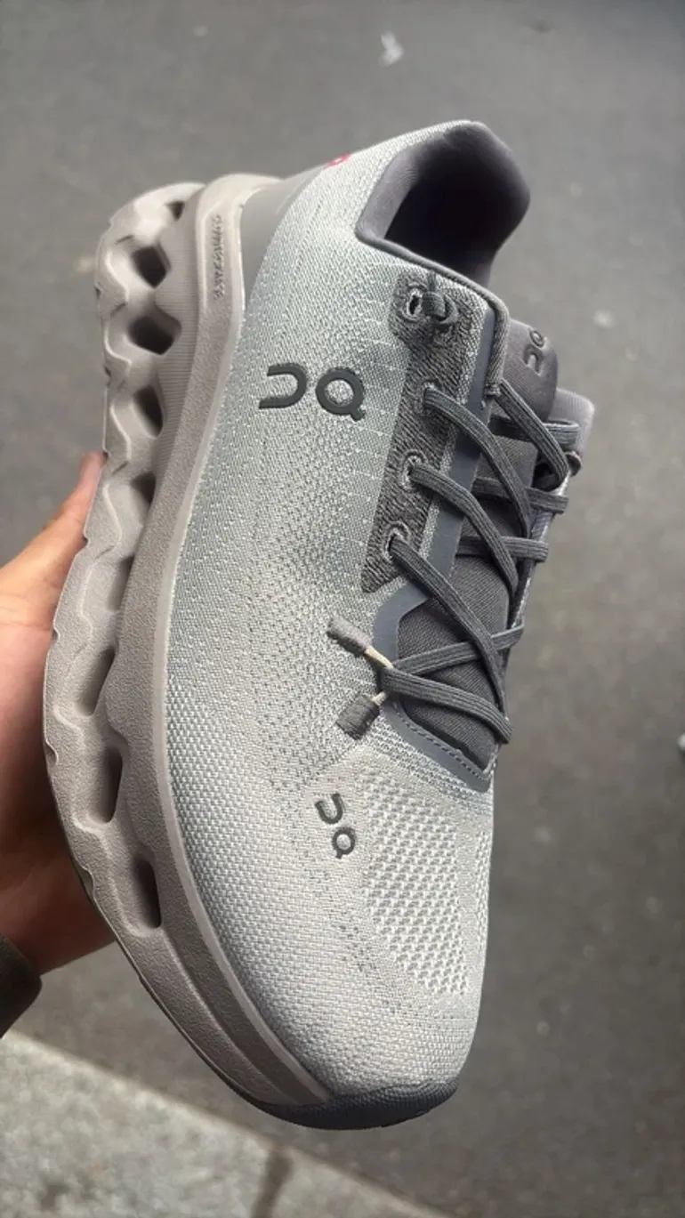 Used On Running shoes bike — image 8 of 11
