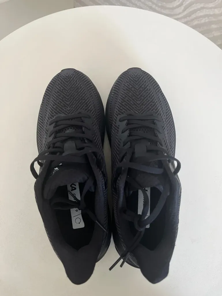 Gebrauchtes Hoka noir taille 44 bike — Bild 2 von 6