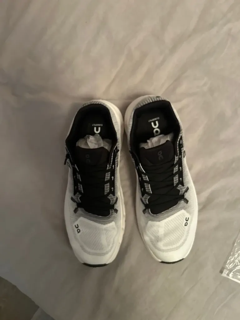 Used On Running shoes size 43 bike — image 4 of 5