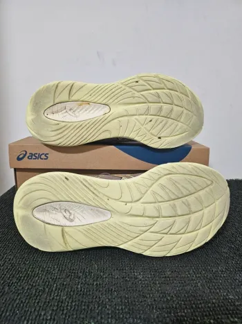 Used Asics Gel Cumulus 27 bike — image 5 of 7