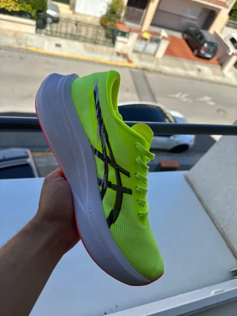 Used Asics Magic Speed 4 bike — image 3 of 6