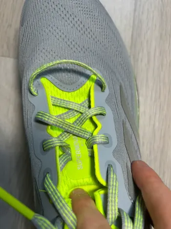 Used Supernova adidas rise 2 bike — image 6 of 6