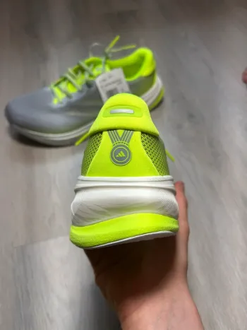 Used Supernova adidas rise 2 bike — image 3 of 6