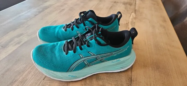 Käytetty Asics running shoes bike — kuva 1 / 4