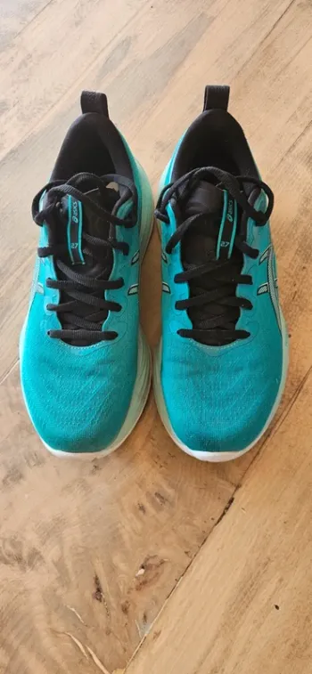 Käytetty Asics running shoes bike — kuva 2 / 4