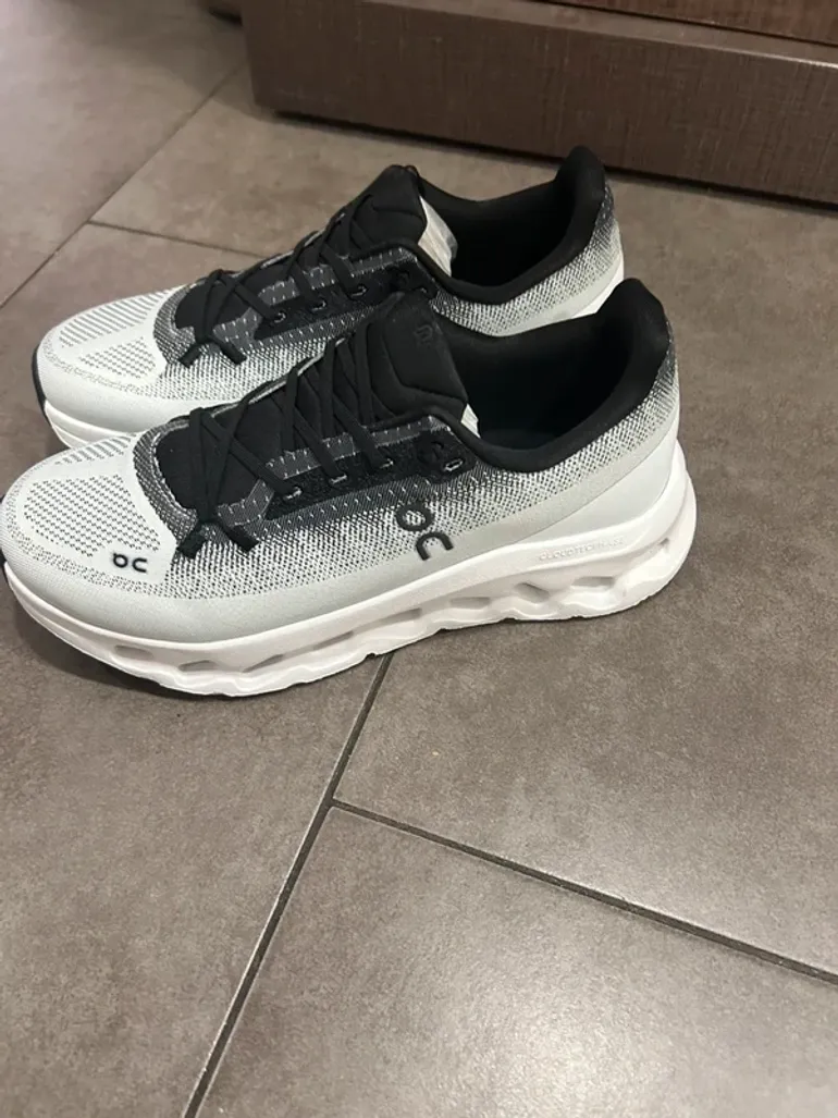 Used On Running Cloudhorizon bike — image 2 of 6