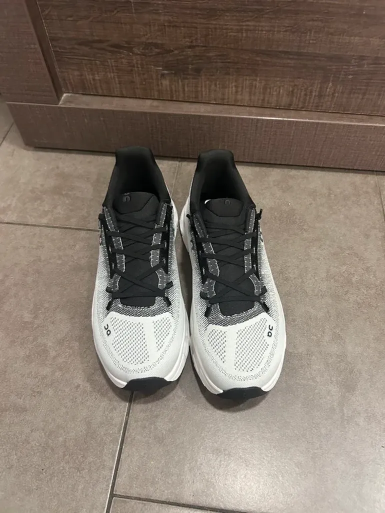 Used On Running Cloudhorizon bike — image 1 of 6