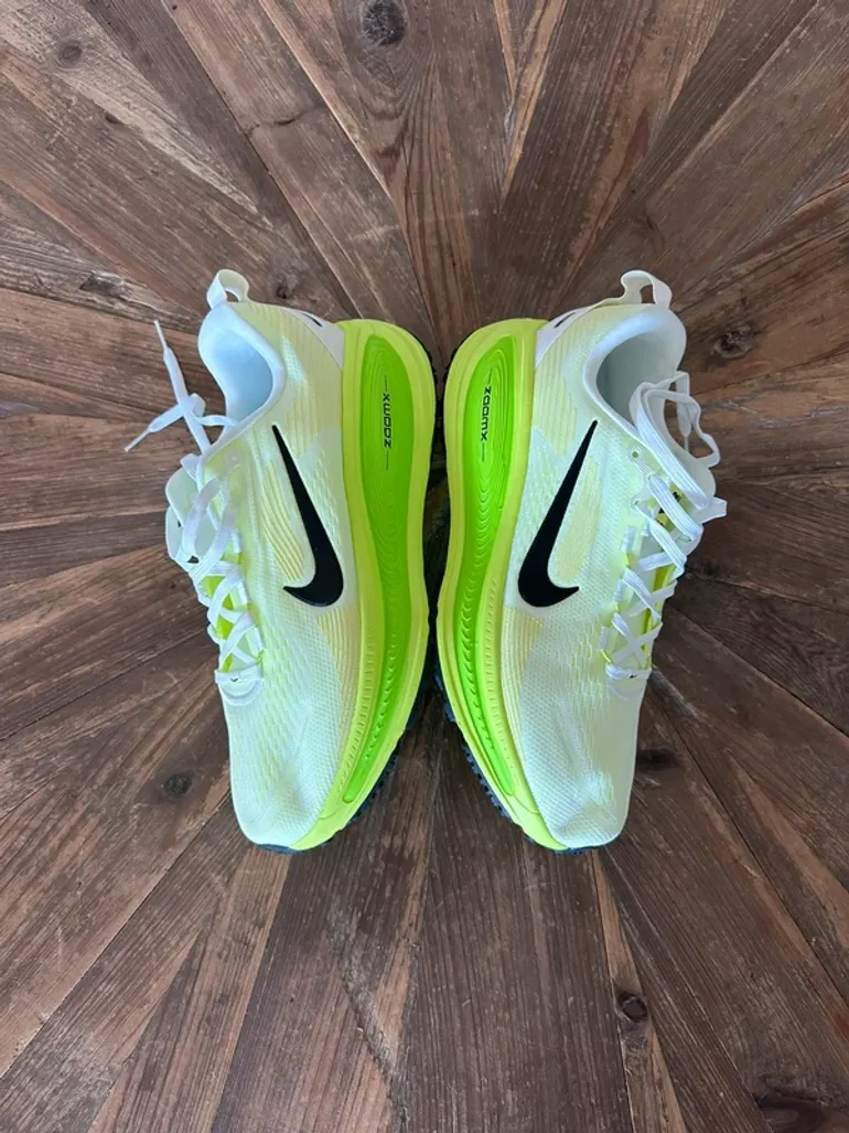 Used Nike Vomero 18 bike — image 3 of 8