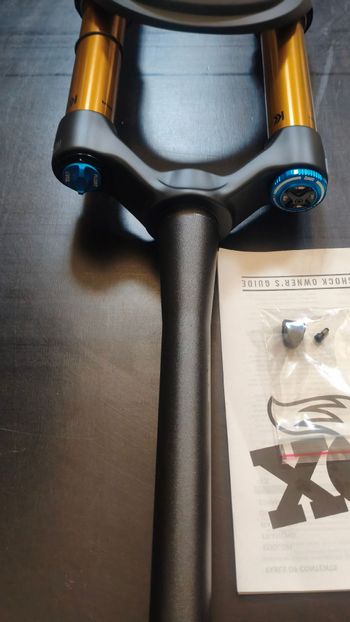Used Fox 34 Factory 29 130mm GRIP2 2024 bike — image 3 of 17