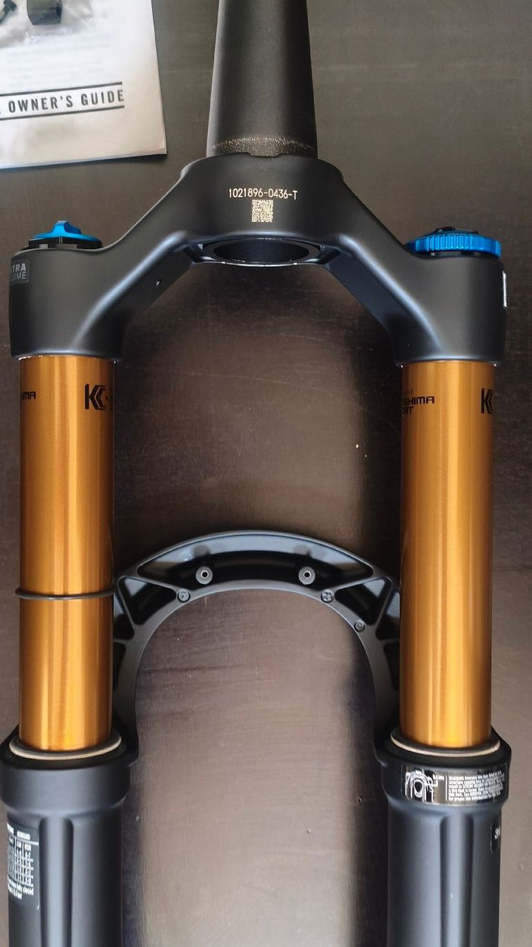 Used Fox 34 Factory 29 130mm GRIP2 2024 bike — image 10 of 17