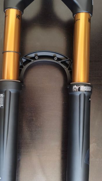 Used Fox 34 Factory 29 130mm GRIP2 2024 bike — image 9 of 17