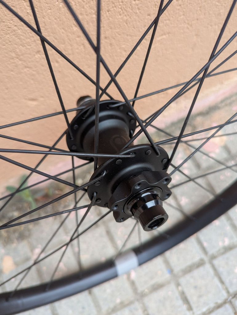 Used Crankbrothers Synthesis Enduro bike — image 6 of 9